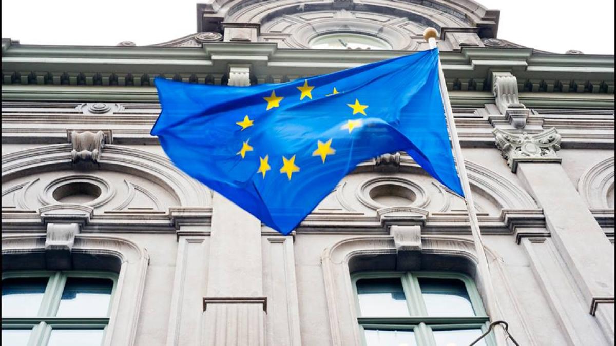 uniunea_europeana_steag_98491200