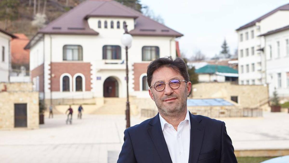 liviu_harbuz_59860000