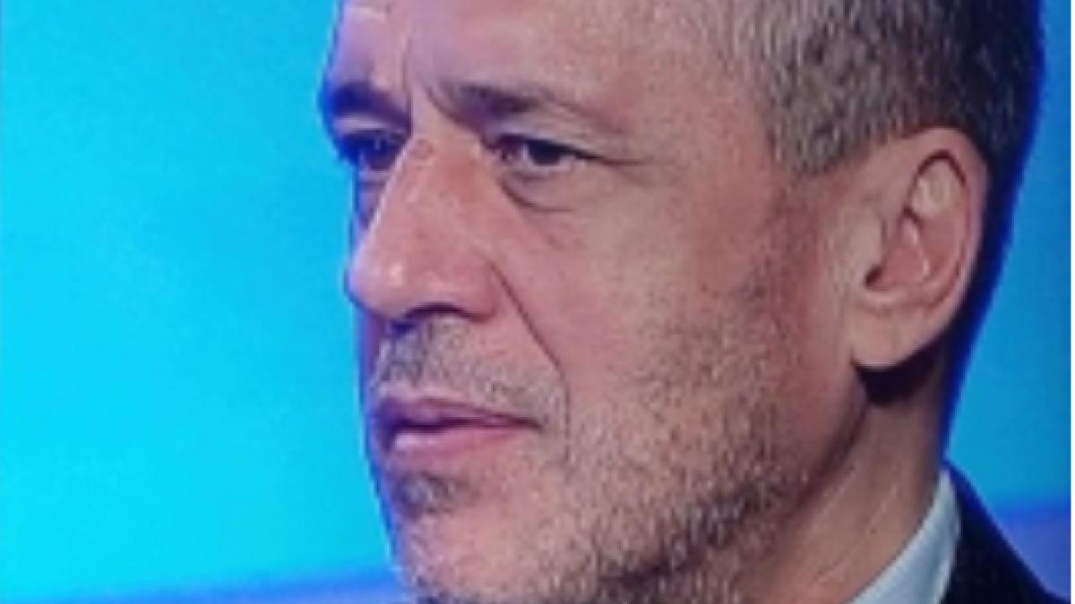 45770981_1873058796105333_7714066128984604672_n_61803800