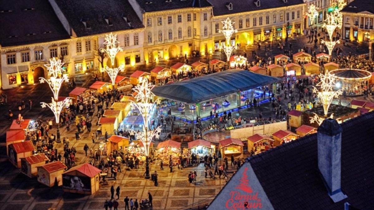 targul_de_craciun_de_la_sibiu_sursa_poza_targuldecraciun_ro__23719100