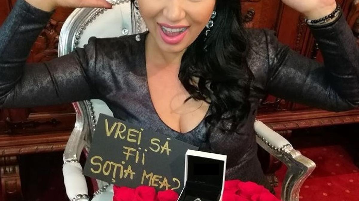 adriana-bahmuteanu_92629300