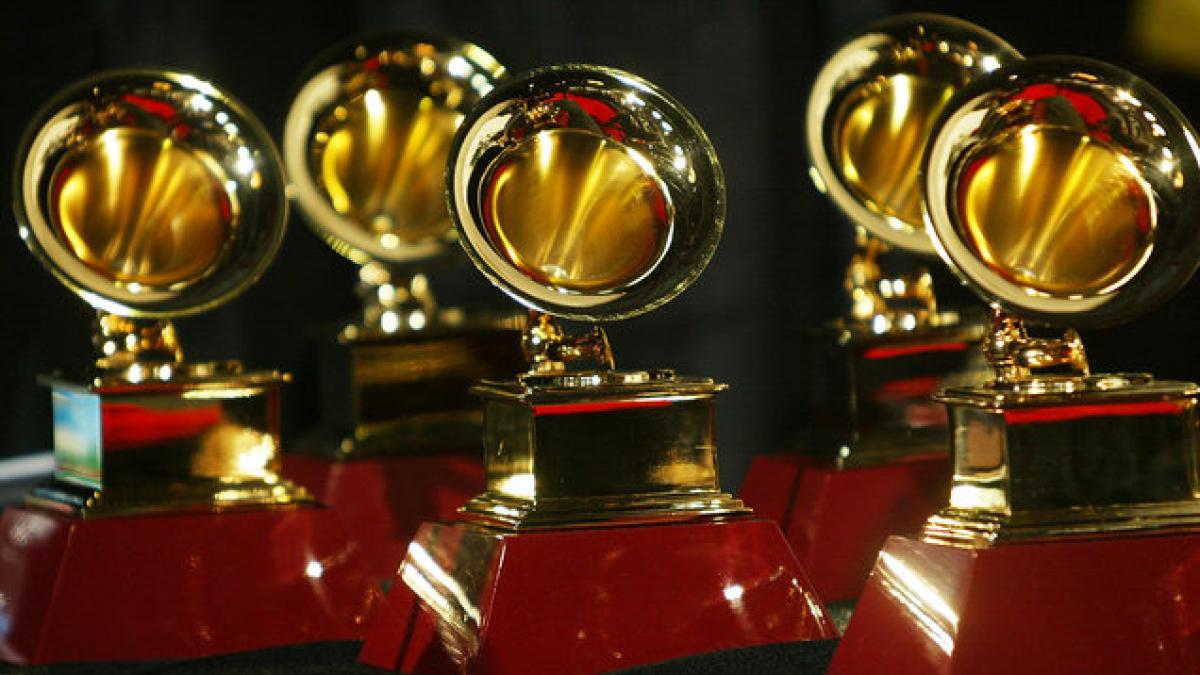 latin-grammy-awards-trophy-billboard-1548_21538800