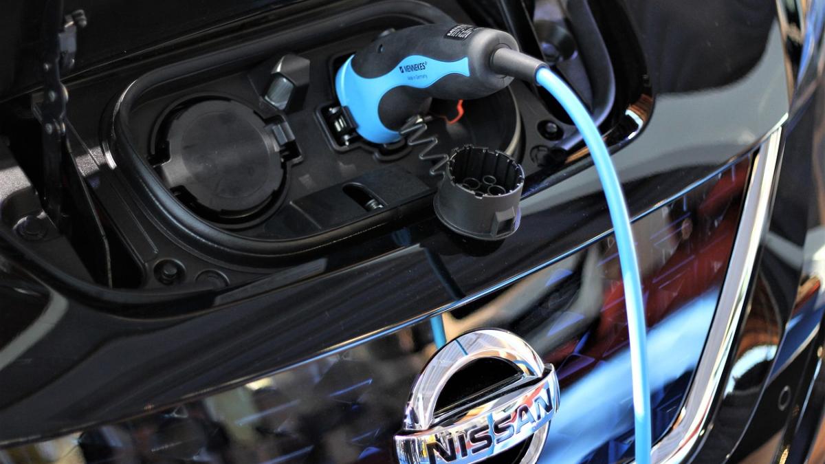 nissan_electric_60634800