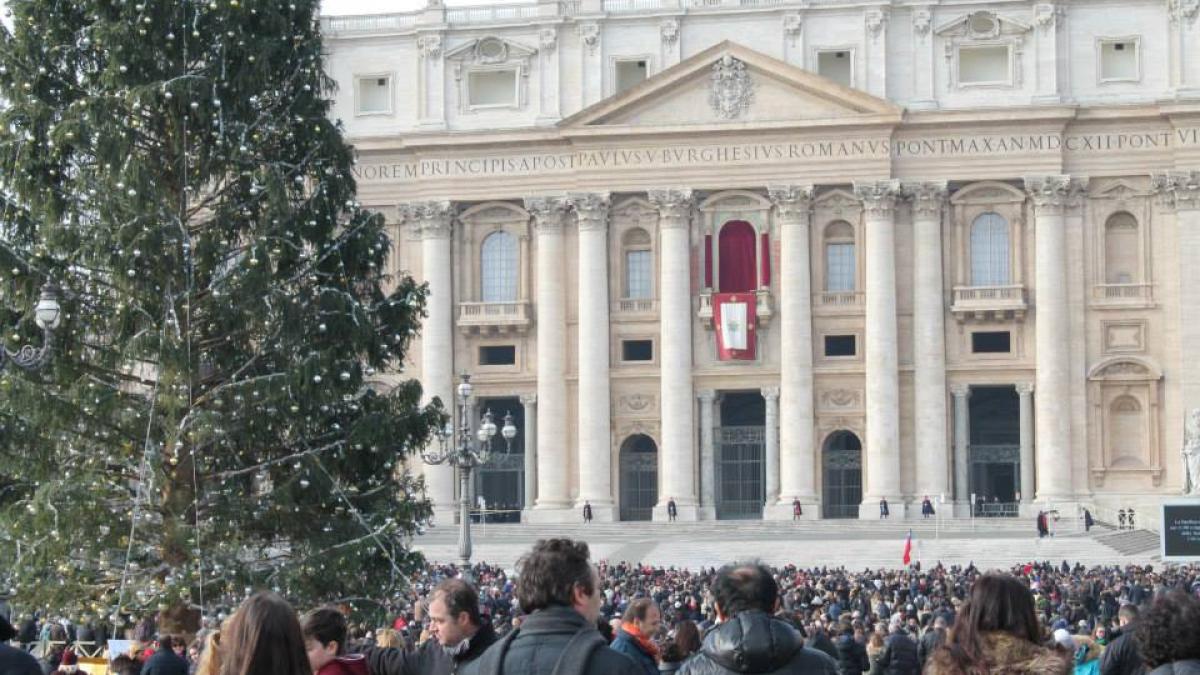 brad_craciun_vatican_15941300