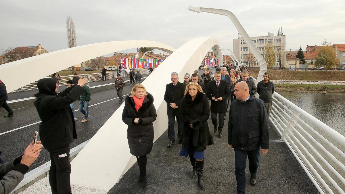 corina-cretu-foto-facebook_59553400