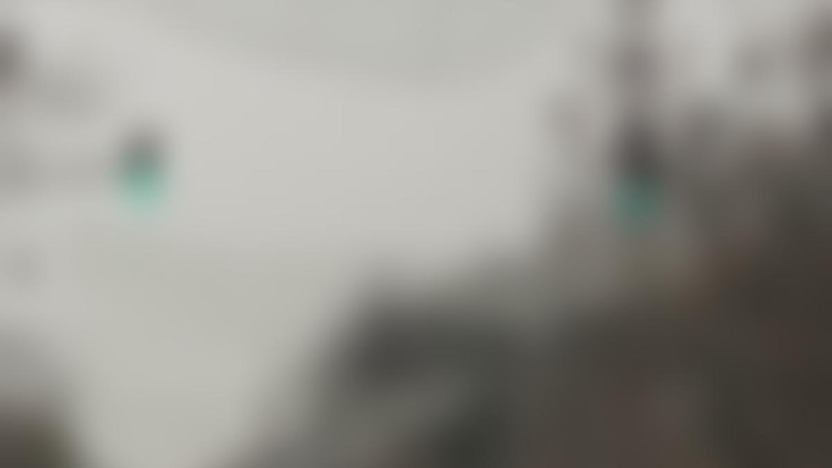 candelabre-bucuresti-blur_48305000