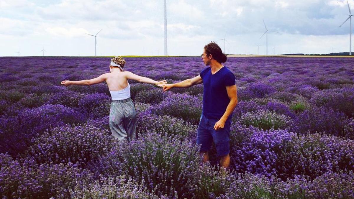 lari-georgescu-cristina-boboc_44602600