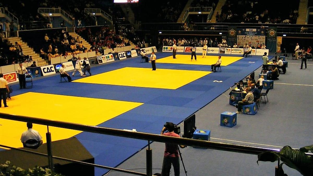 judo_tatami_sala_01091100