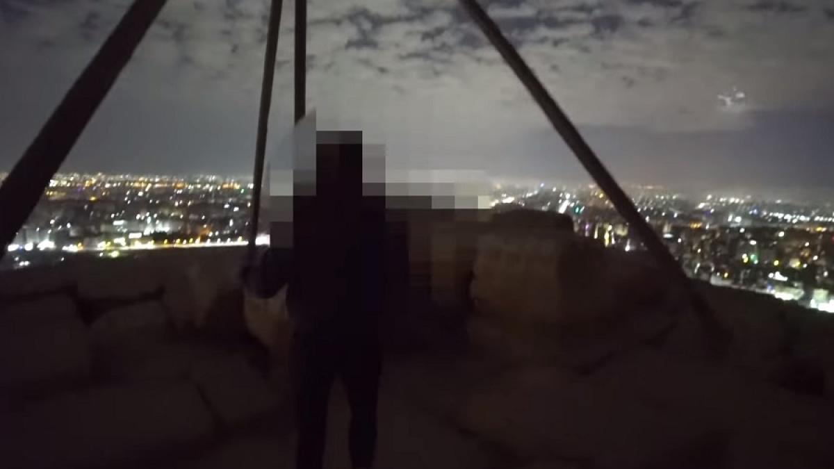 poza_piramida_clip_04526700