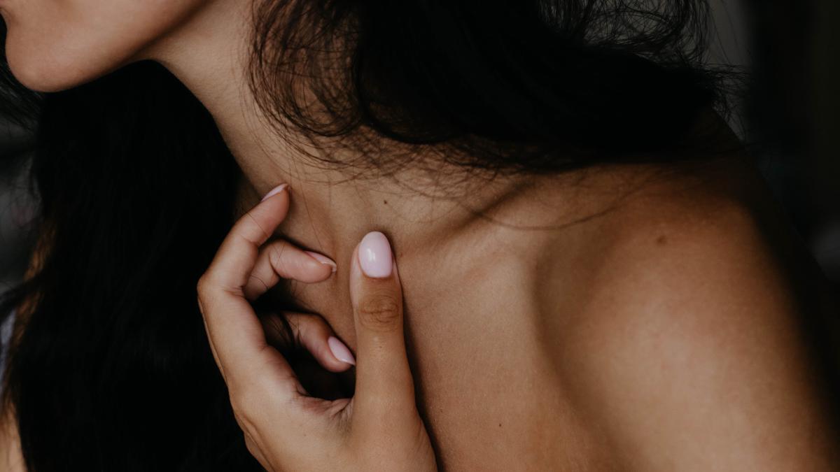 close-up-female-girl-1330725_11863600