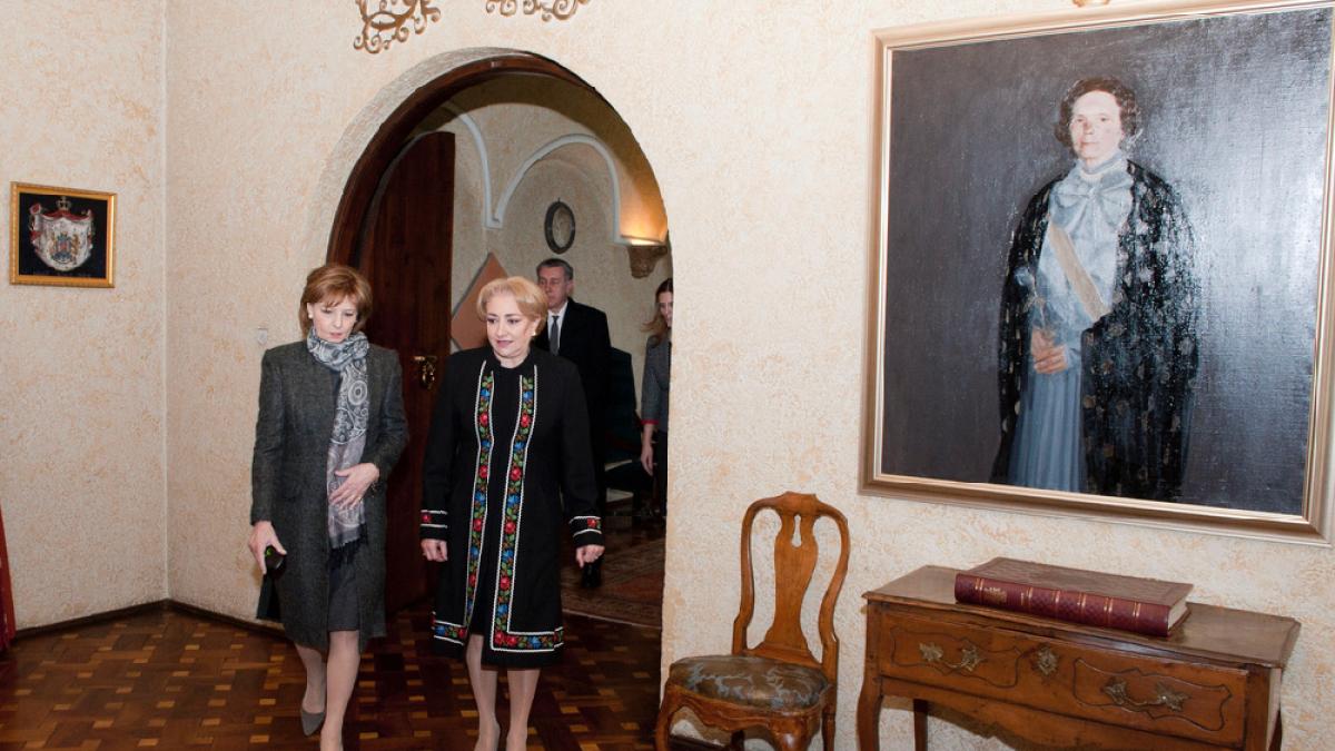 majestatea_sa_margareta__viorica_dancila_52586500