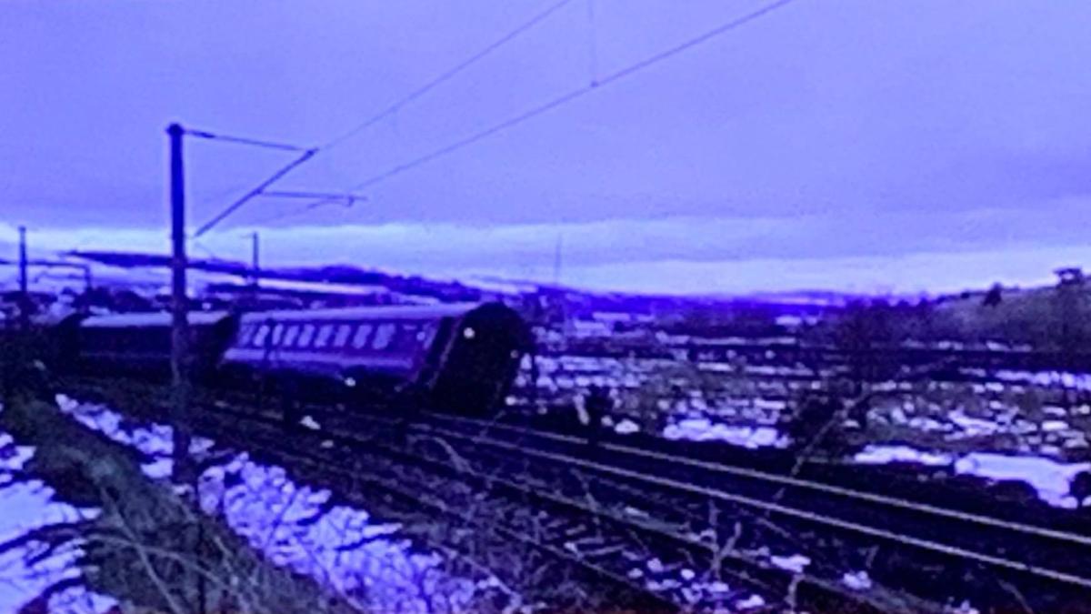 tren-deraiat_89481400