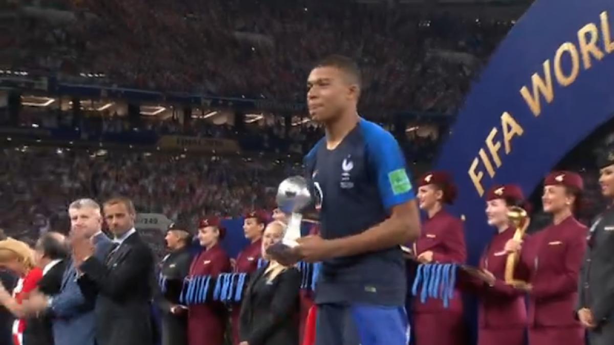 mbappe_trofeu_34942300