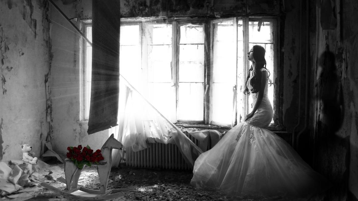 singuratate-tristete-mireasa_66246500