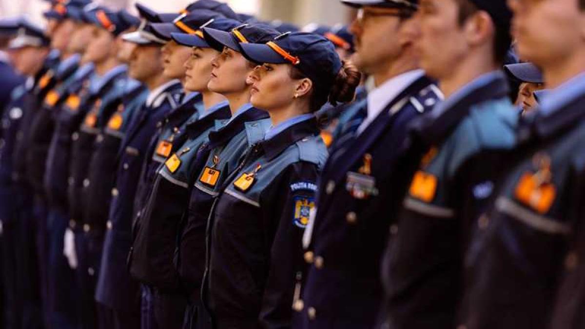 politie_politisti_77039500