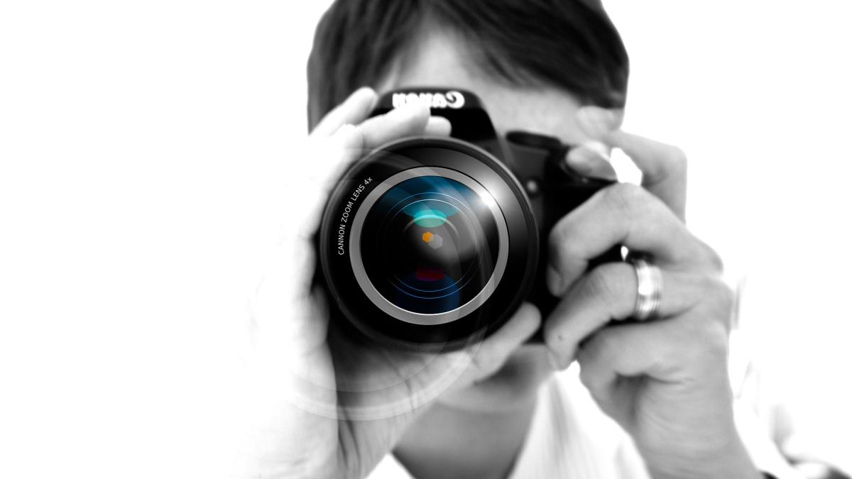 poza anului e fake a fost distribuita pe toate retelele sociale