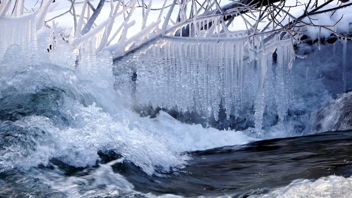 apa-inghetata_29187300