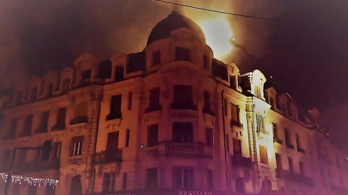 incendiu_toulouse_34210500