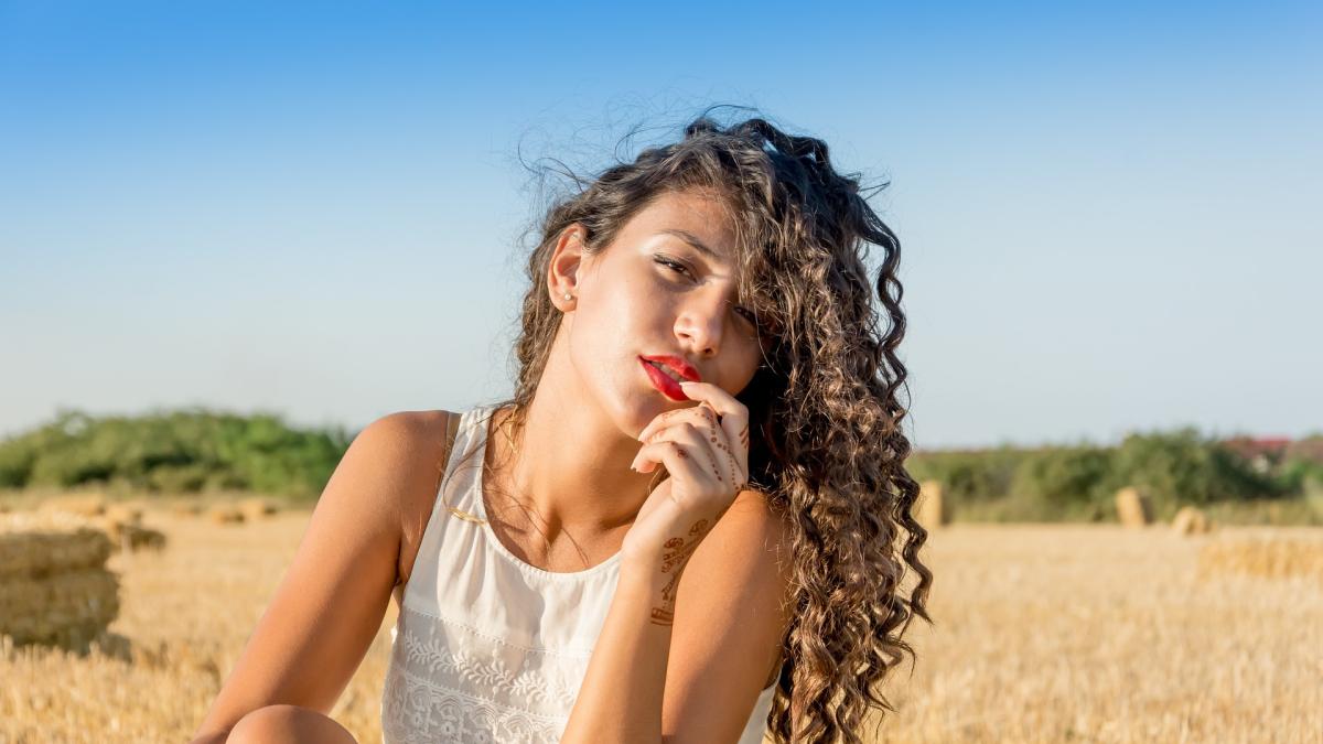 femeie-frumoasa_43335600