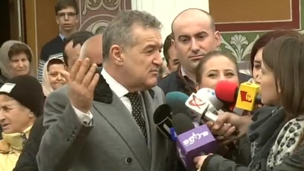gigi_becali_microfon_58646600