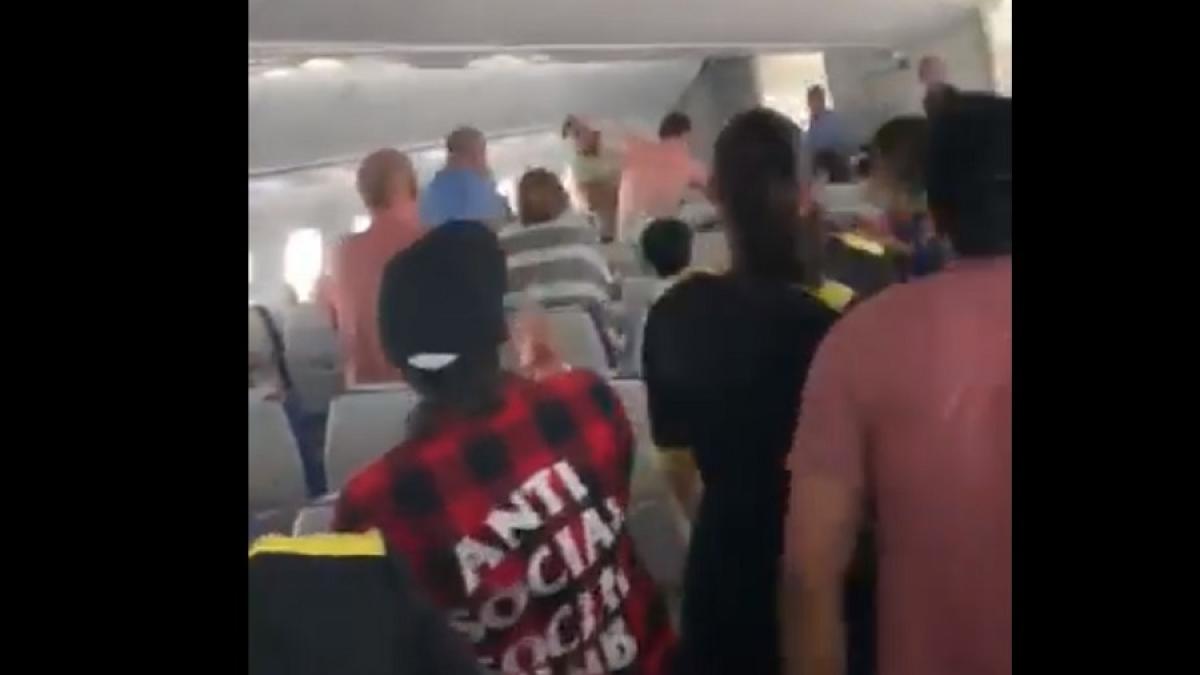 bataie_avion_41622700