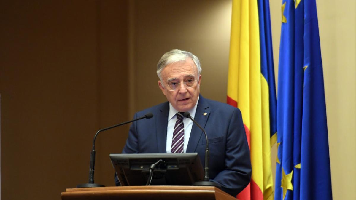 mugur-isarescu_17771000