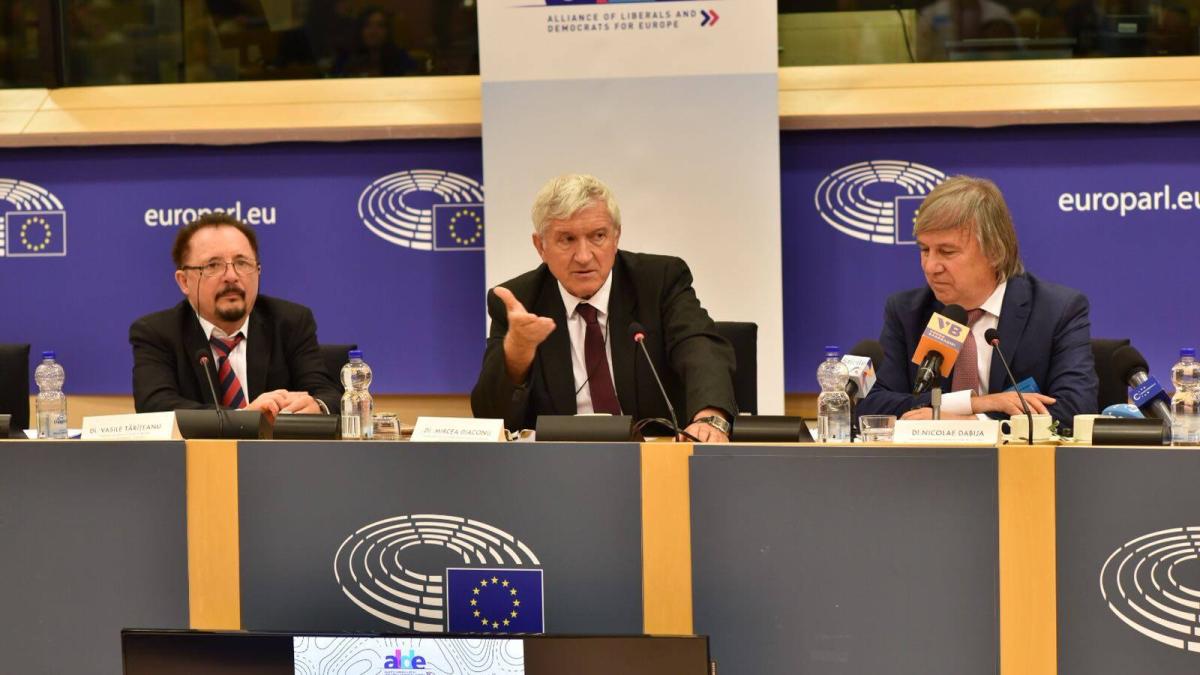 mircea_diaconu-33_45999700