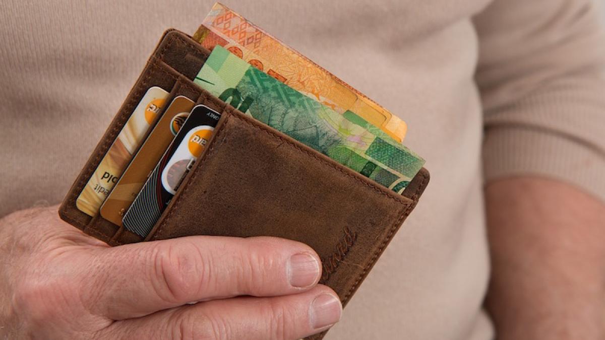 bani_portofel_credit_23326900