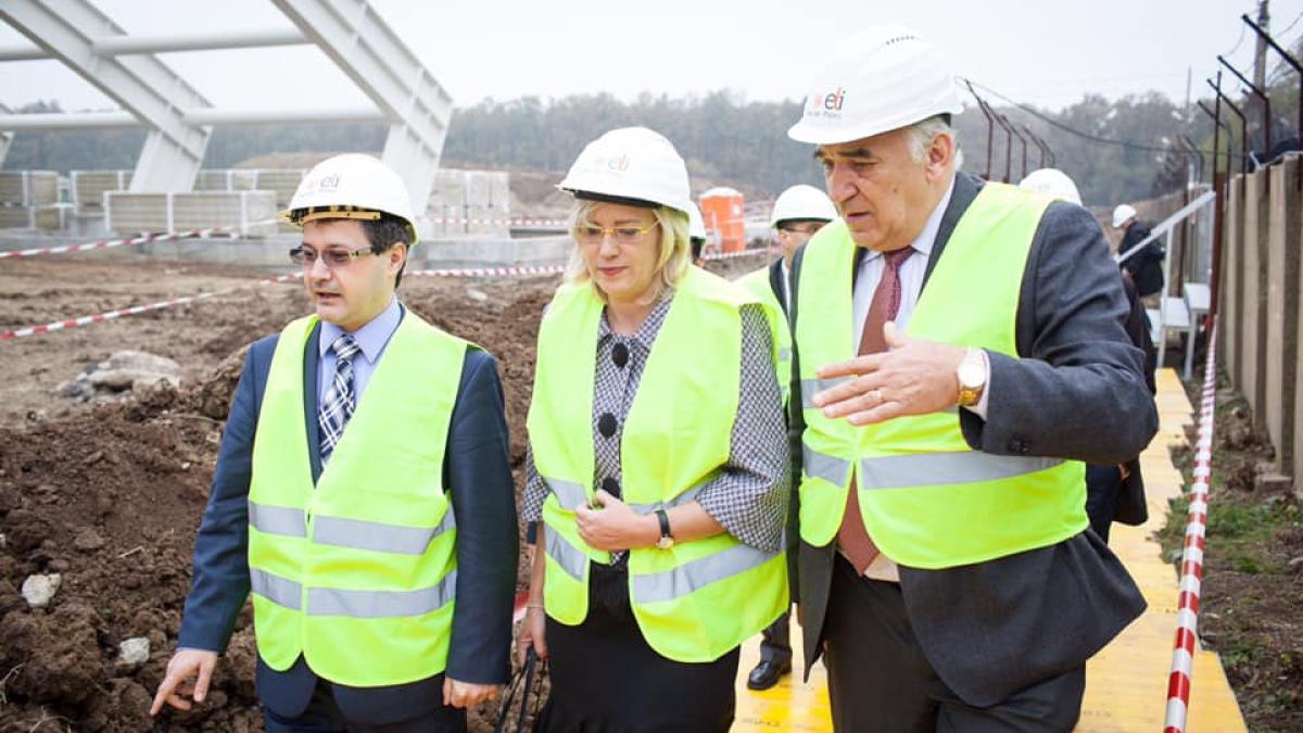 corina_cretu_83885600