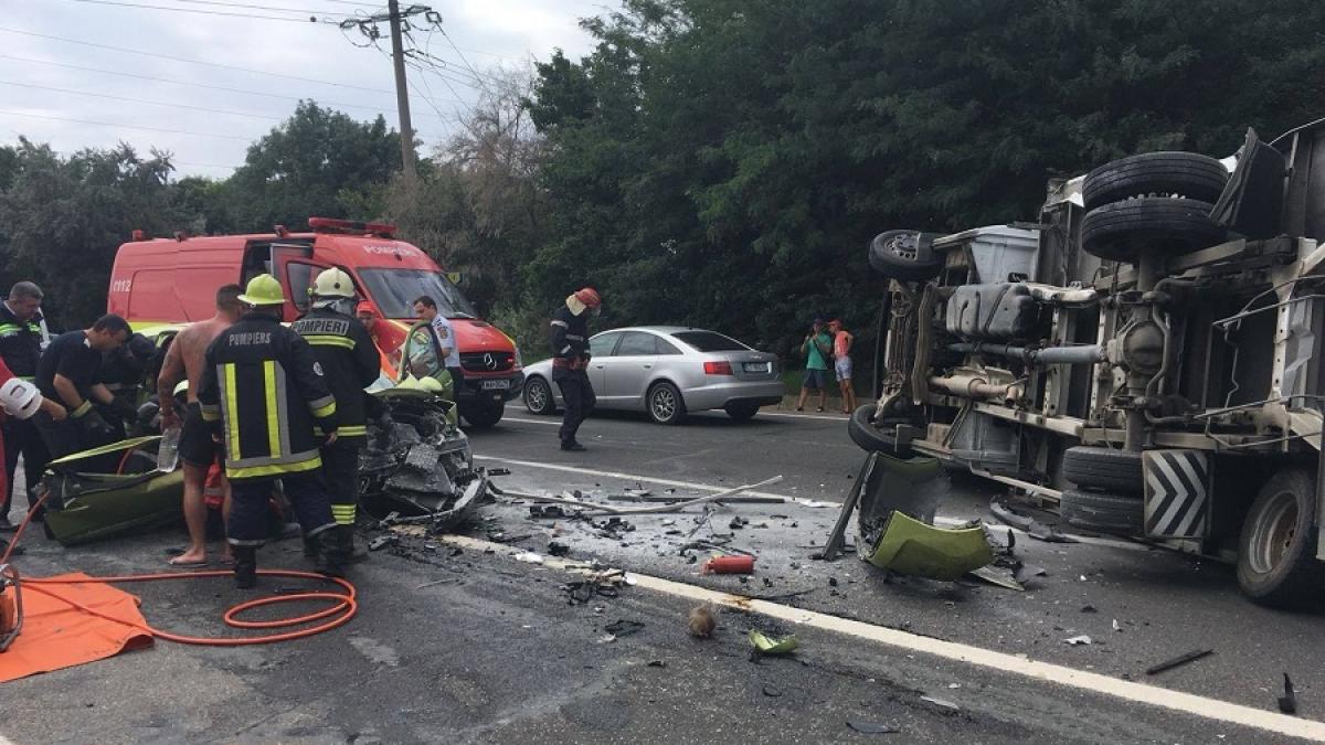 accident_masina_cadru_isu_79700900