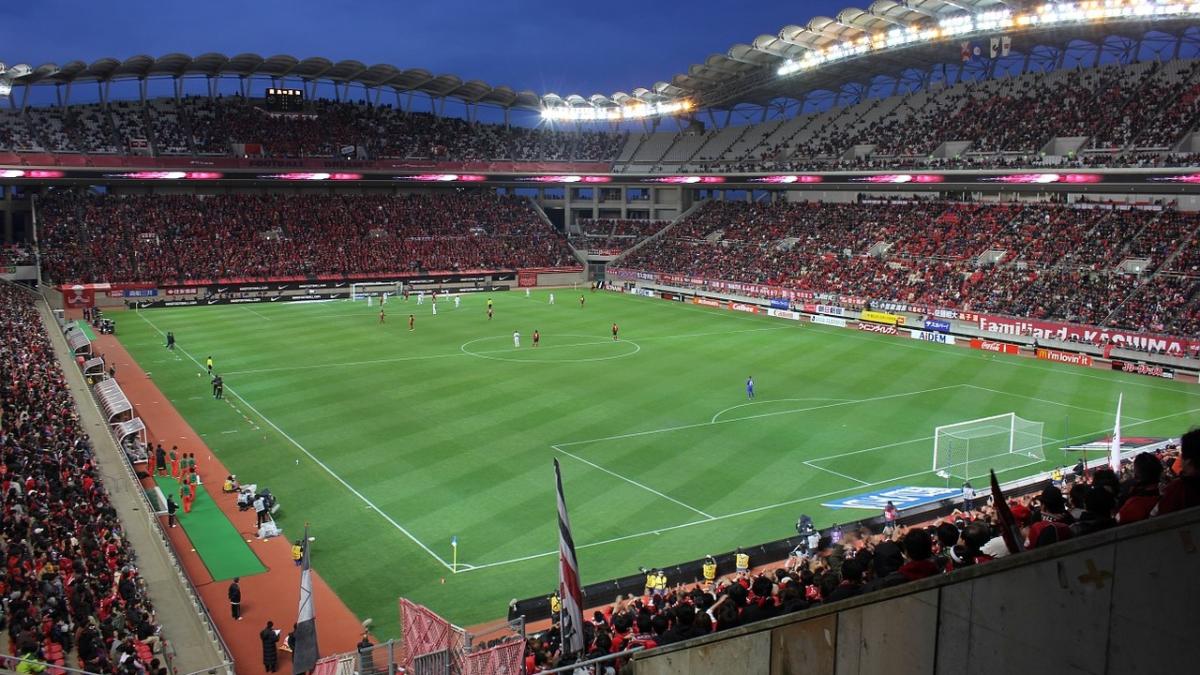 fotbal_stadion_76138700