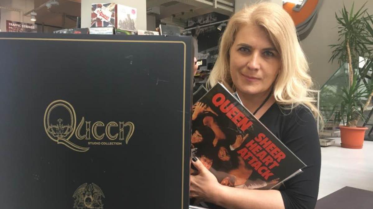 liana-stanciu_81254500