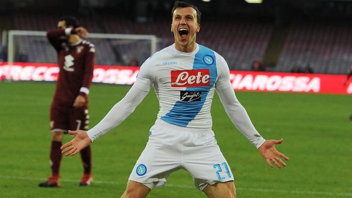 chiriches_napoli_77496500