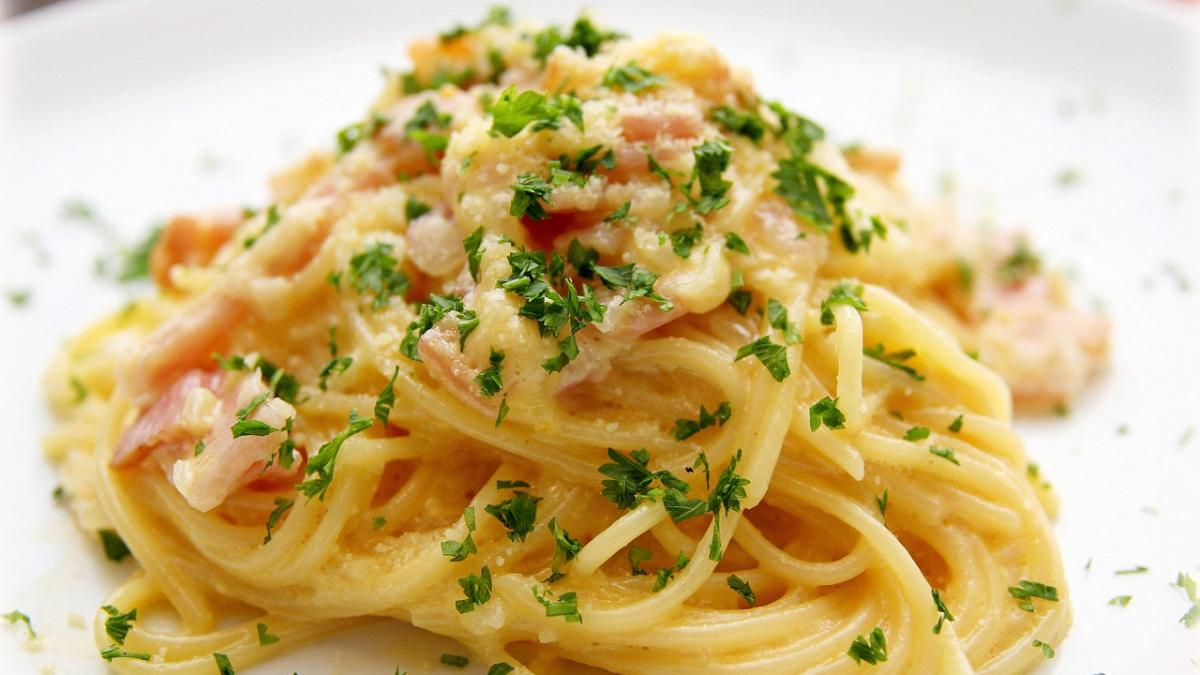 spaghete-carbonara-paste-2_06117000