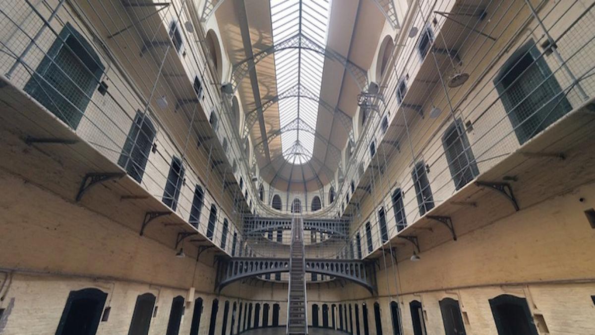 inchisoare_interior_77181600