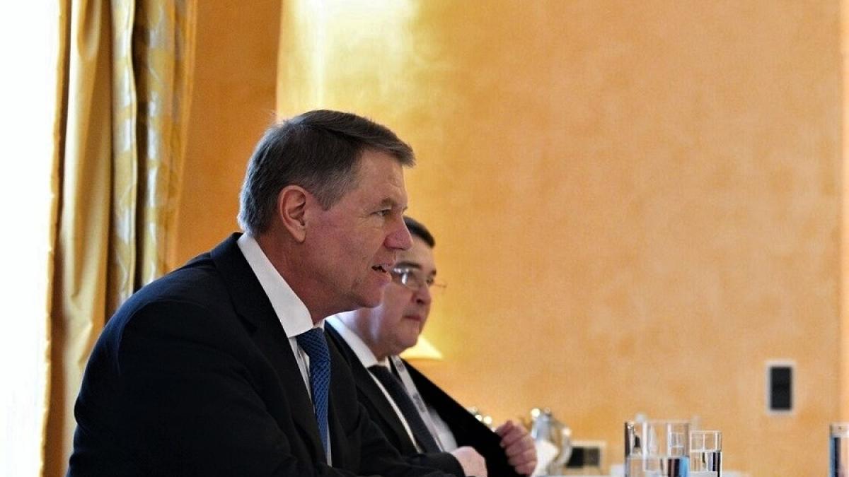 iohannis_masa_71194000