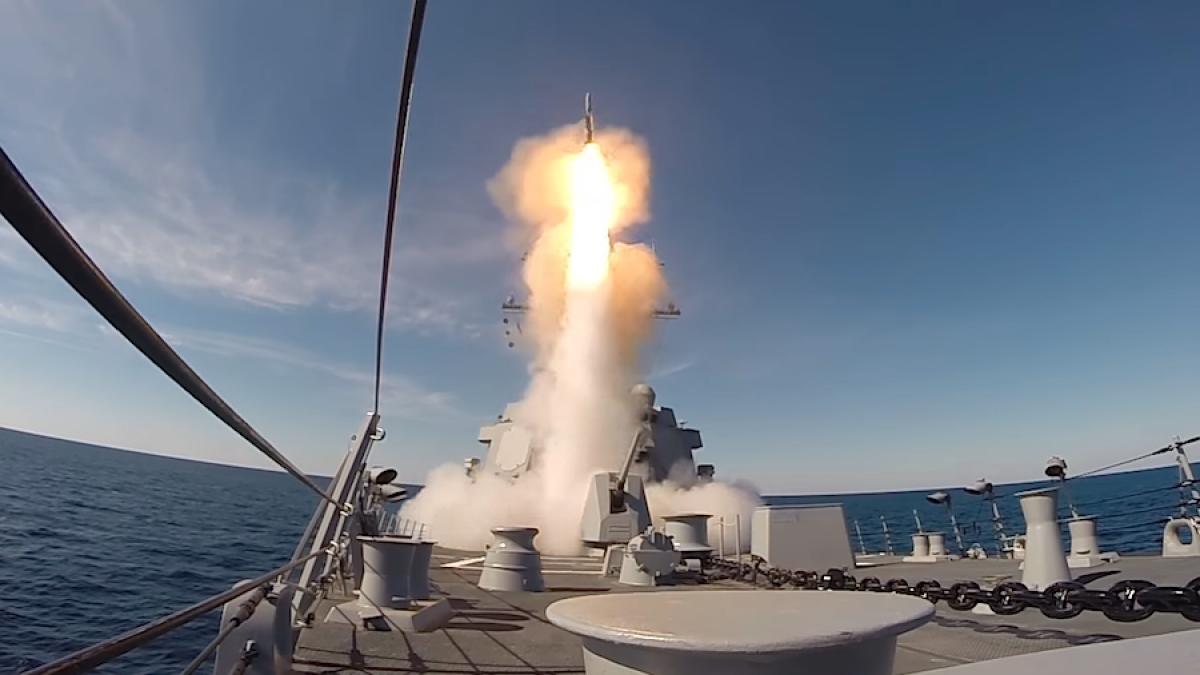 racheta_lansare_marina_11424100