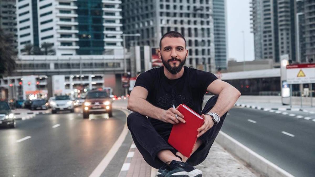 stefan-mandachi_77974800