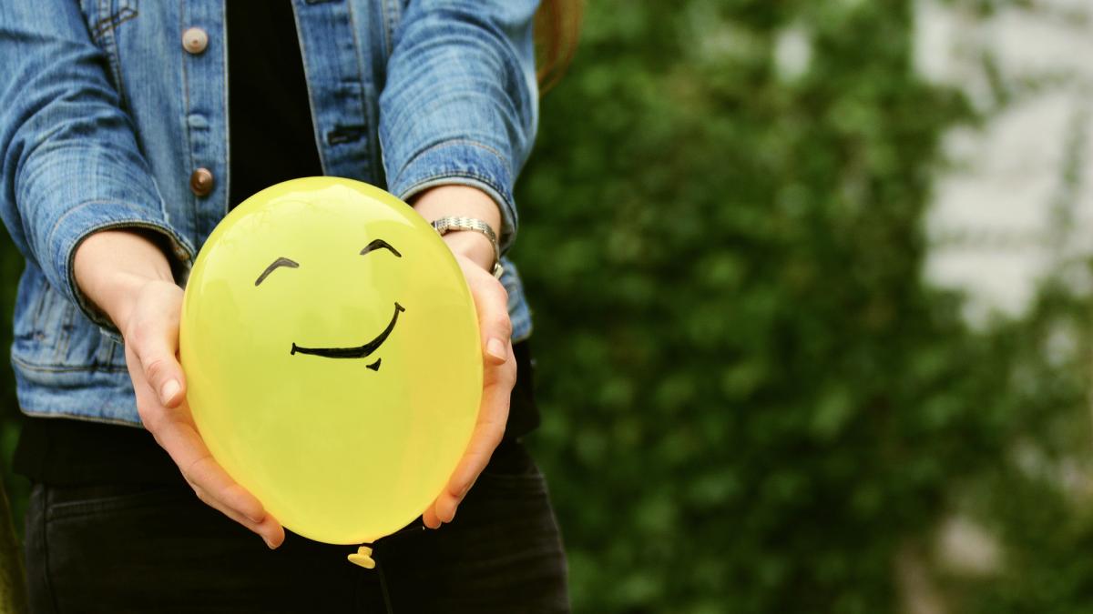 balon_femeie_14799500