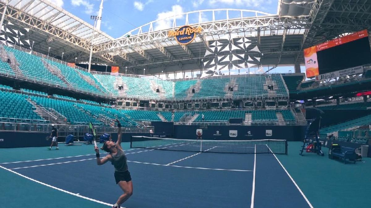 simona_miami_tw_90940300