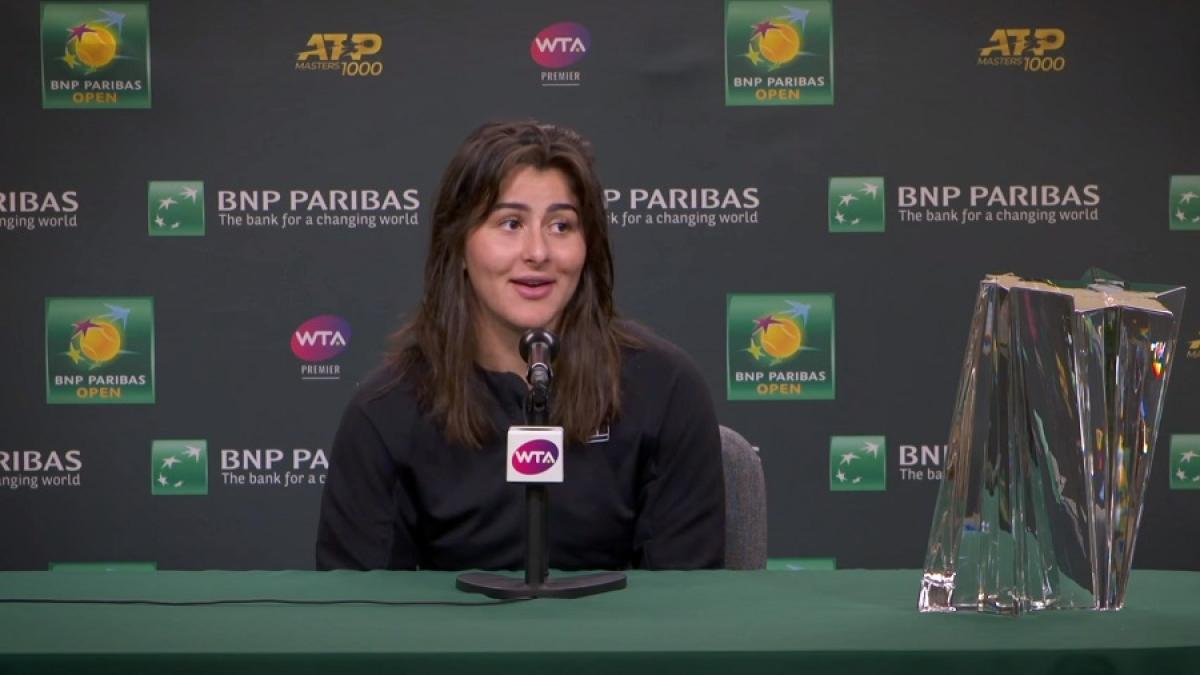 bianca-andreescu-trofeu-conferinta_75388300