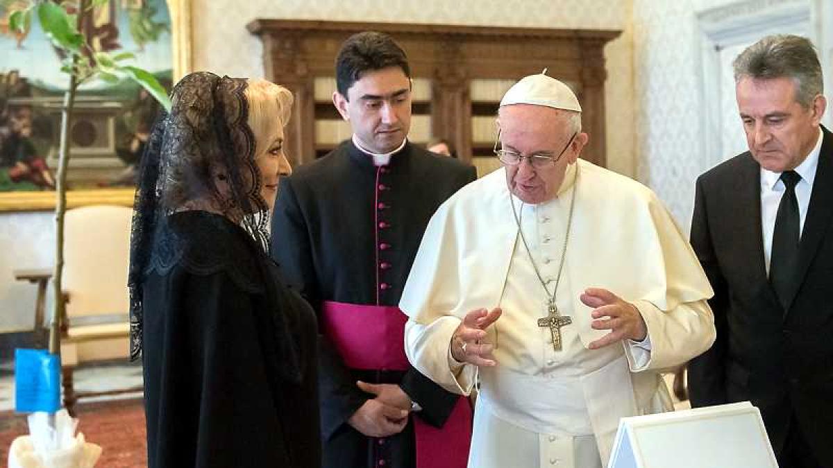 dancila_papa_vatican_discutii_51804900