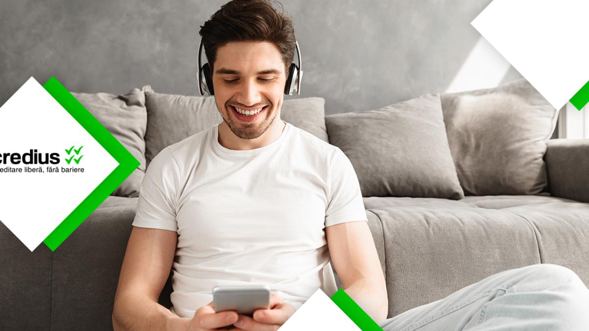 credius-phone-2_34831500