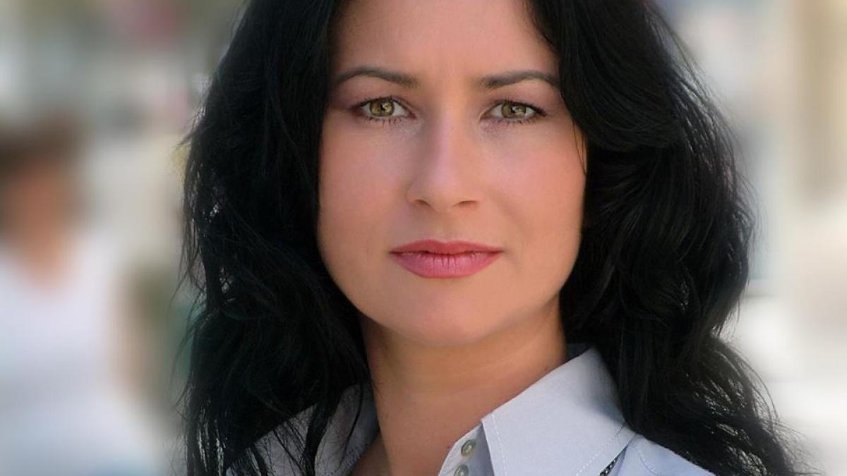 crina-dobre_90899800