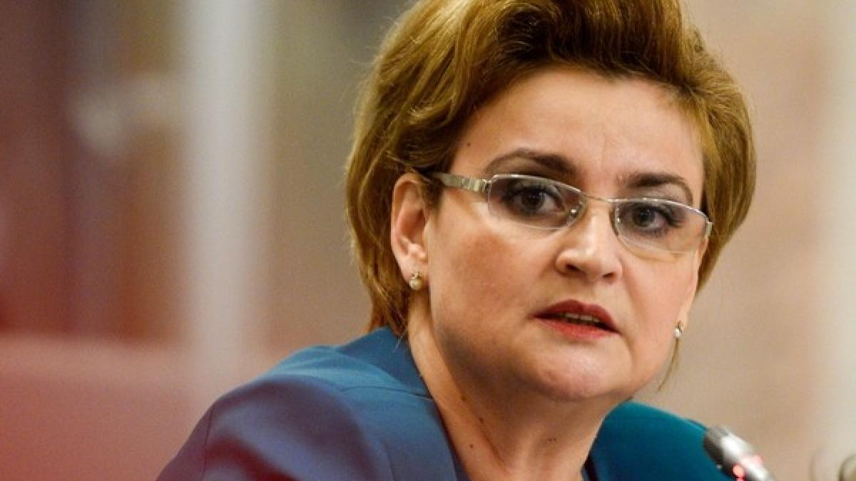 gratiela_gavrilescu_63215600