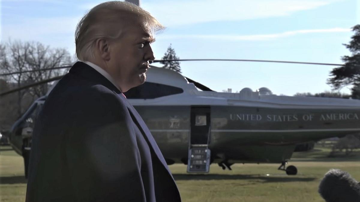 trump_elicopter_casa_alba_gradina_46042000