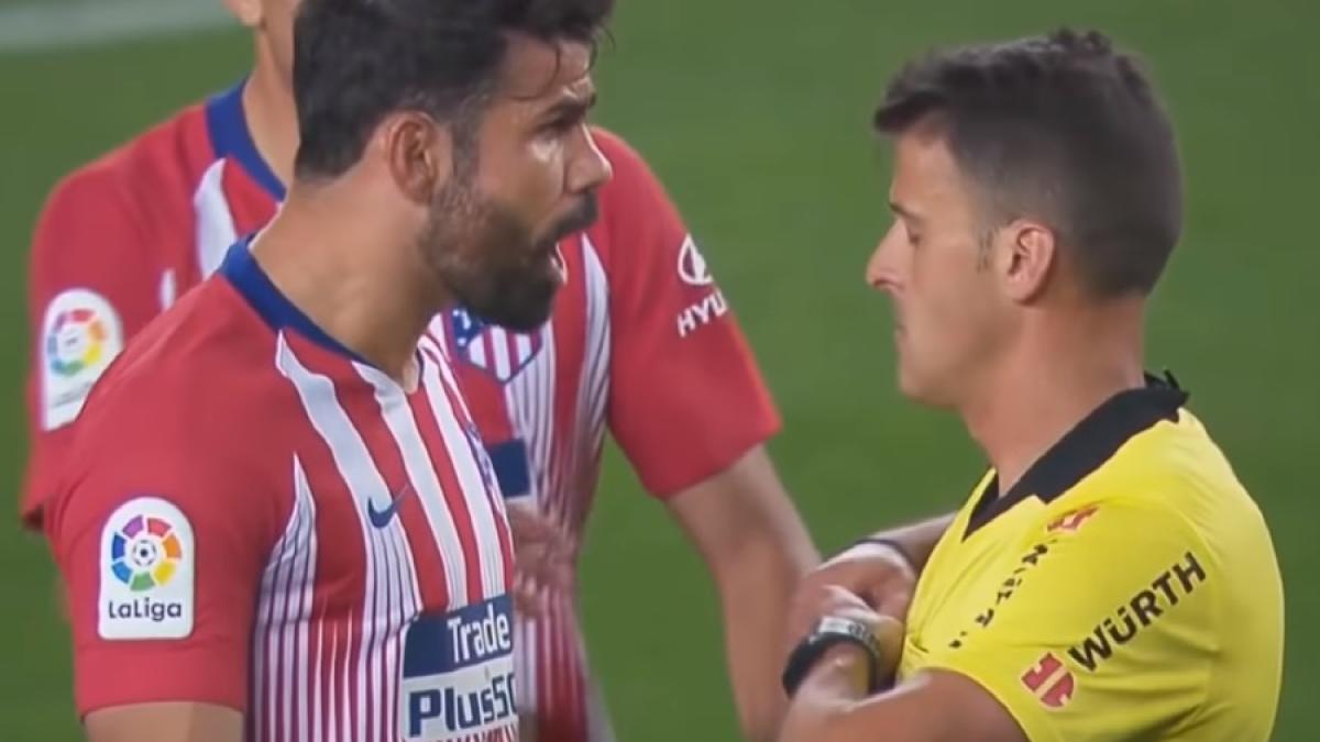 rui_costa_cartons_atletico_37301200