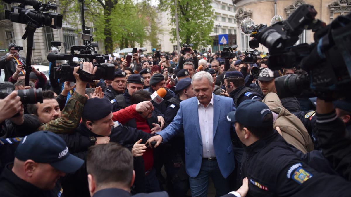dragnea-aparat-de-jandarmi_32160000