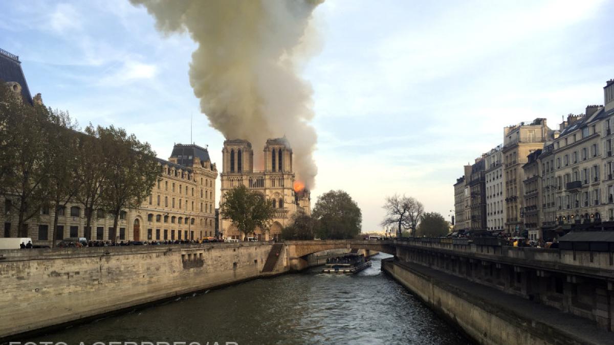 notre-dame-de-paris-incendiu_34602100