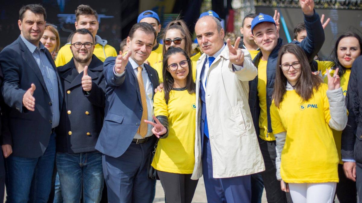 pnl-miting-la-craiova--rares-bogdan-si-ludovic--orban_23201800